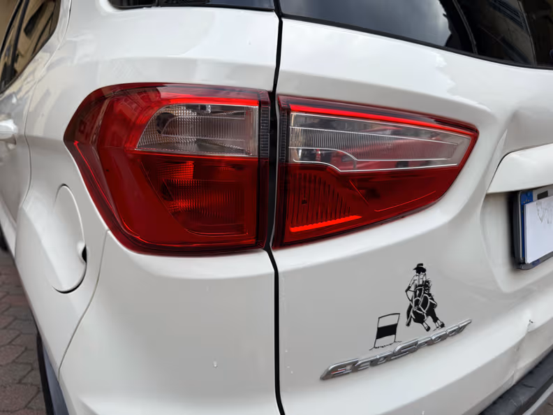 Ford EcoSport - 10