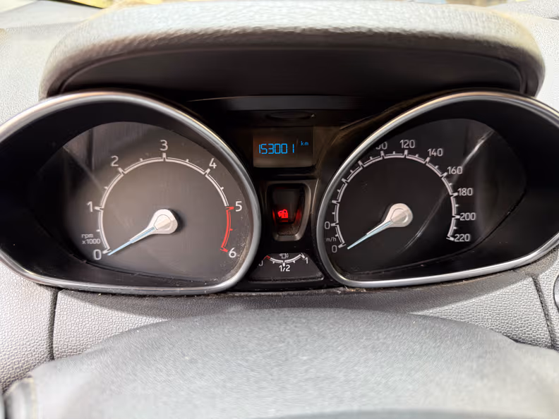 Ford EcoSport - 18