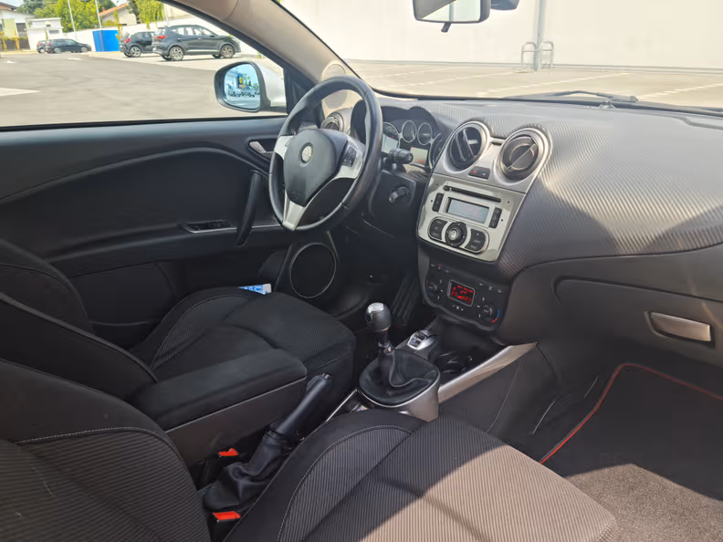 Alfa Romeo MiTo - 21