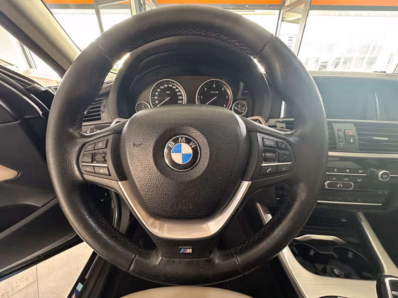 BMW X4 - 11