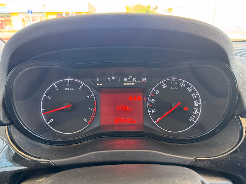 Opel Corsa - 12