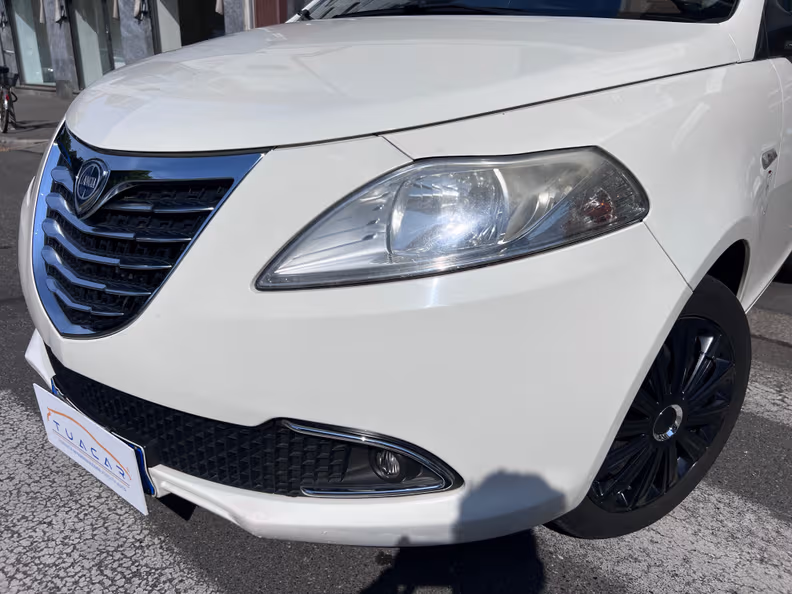 Lancia Ypsilon - 7