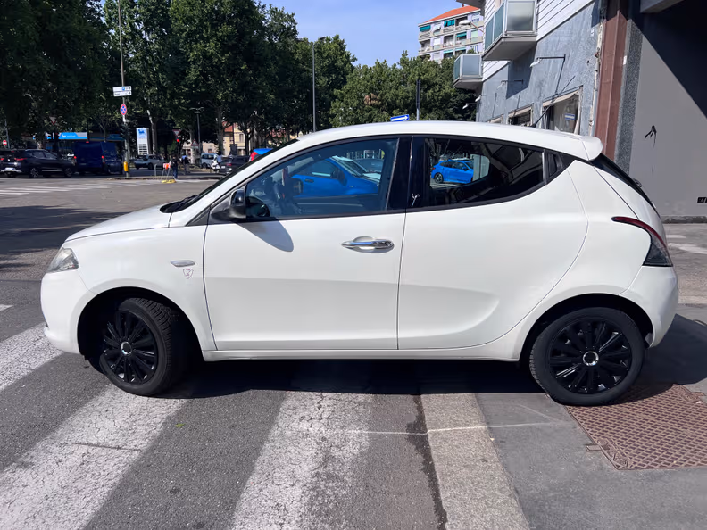 Lancia Ypsilon - 19