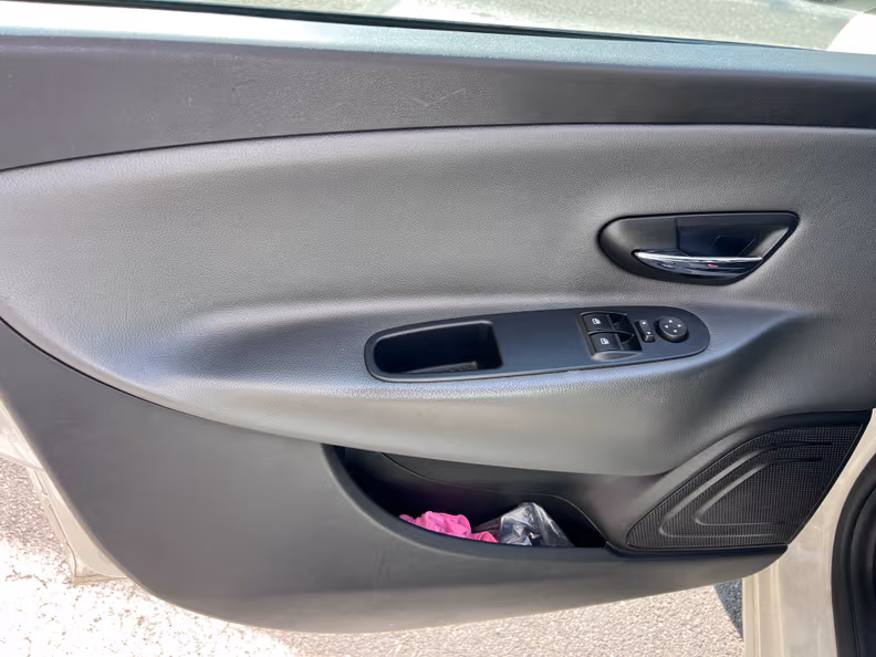 Lancia Ypsilon - 23