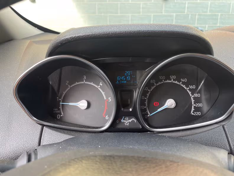 Ford EcoSport - 28