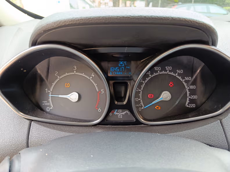 Ford EcoSport - 17