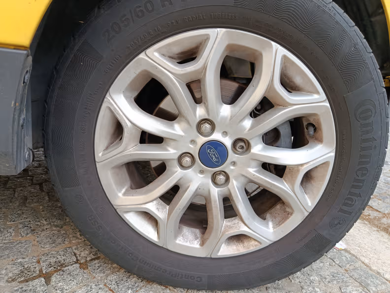 Ford EcoSport - 12