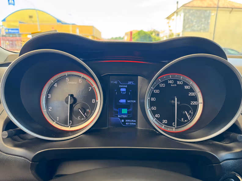 Suzuki Swift - 12