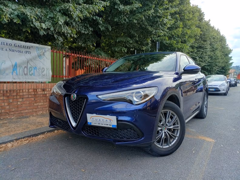 Alfa Romeo Stelvio - 2