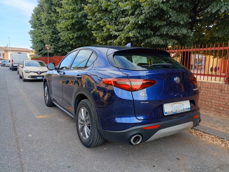Alfa Romeo Stelvio - 5