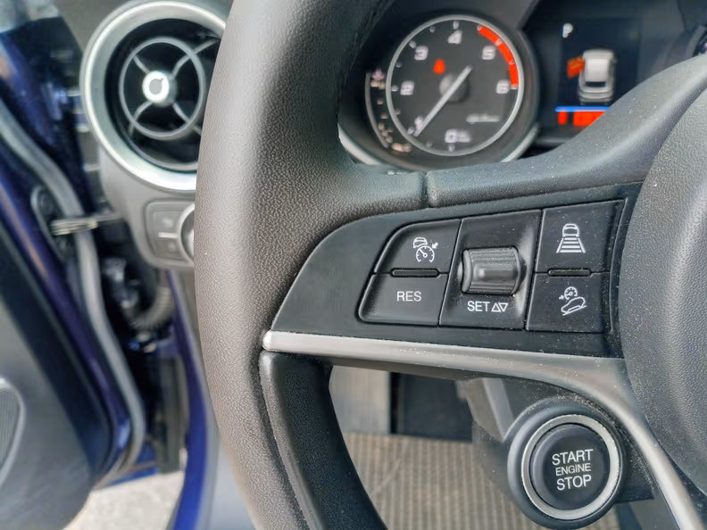 Alfa Romeo Stelvio - 31