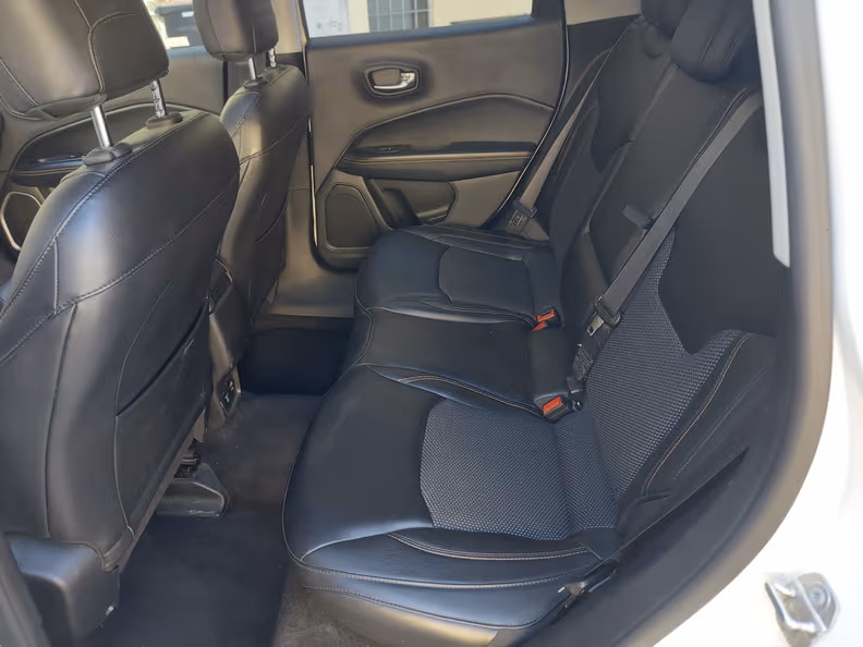Jeep Compass - 19