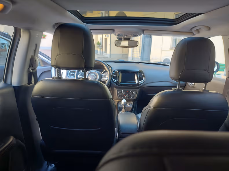 Jeep Compass - 22