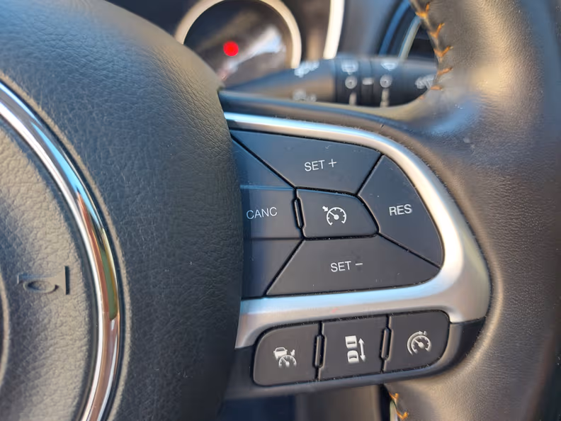 Jeep Compass - 16