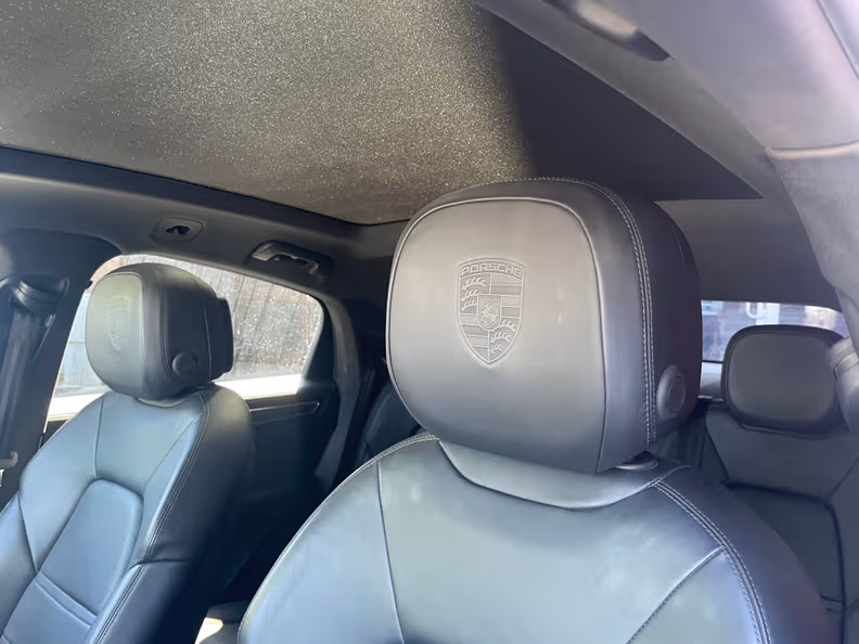 Porsche Cayenne - 34