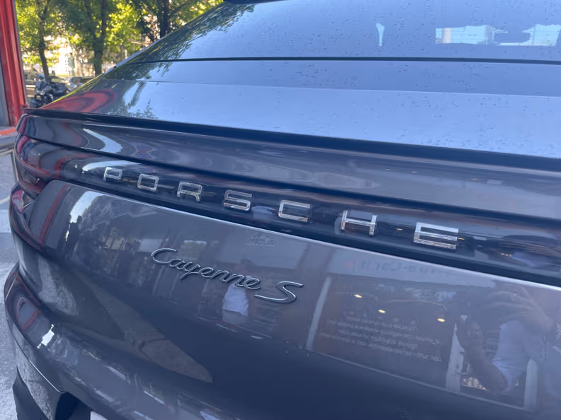 Porsche Cayenne - 49