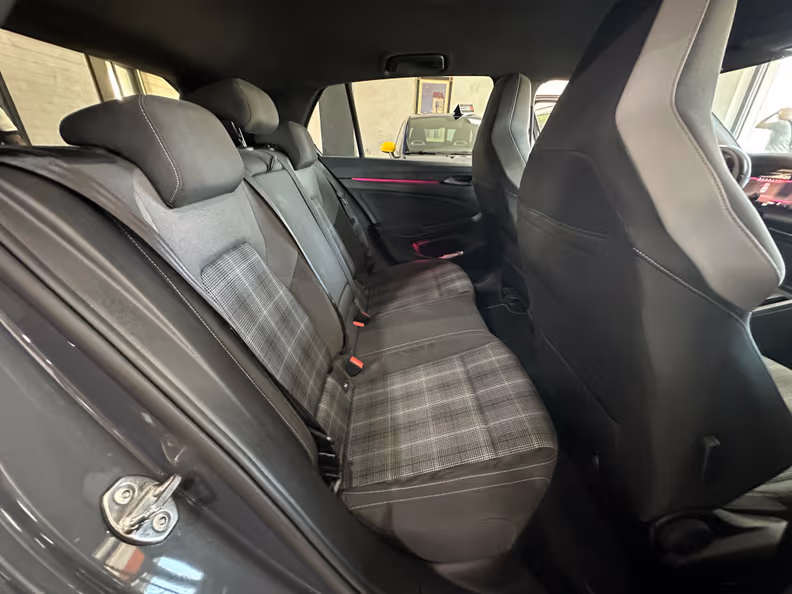 VW Golf - 14