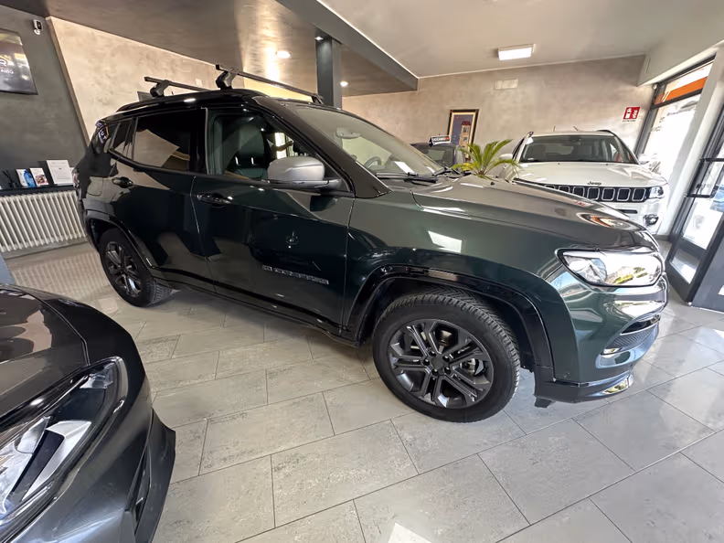 Jeep Compass - 4