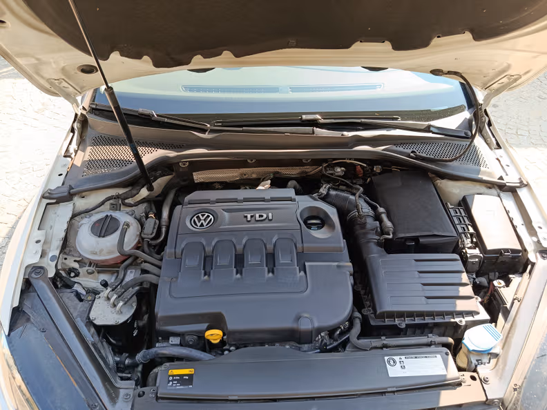 VW Golf - 35