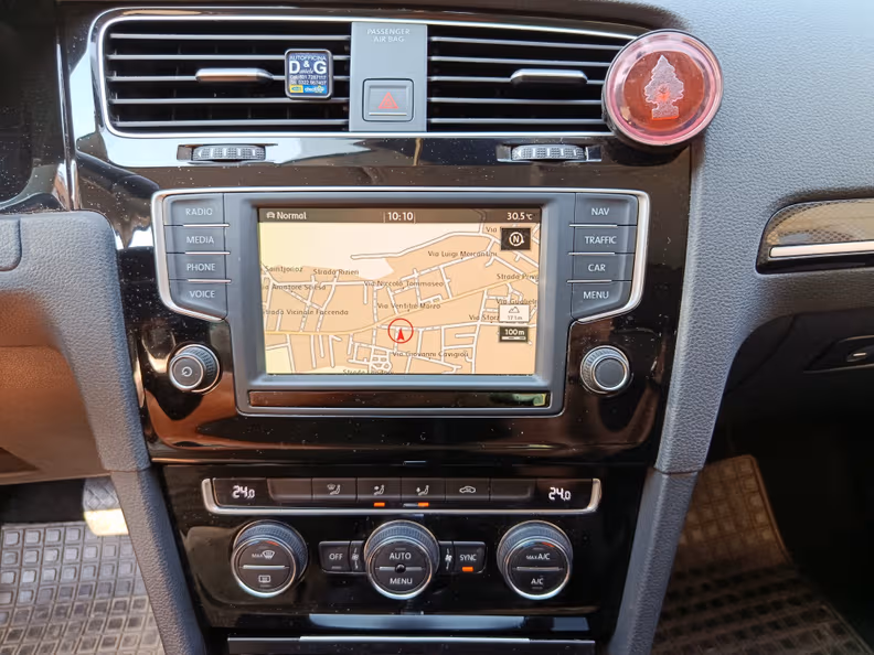 VW Golf - 13
