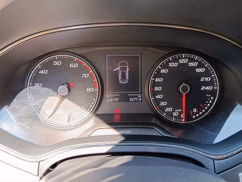 Seat Arona - 12