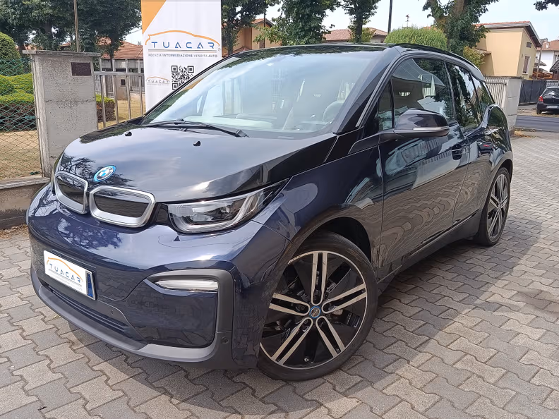 BMW i3