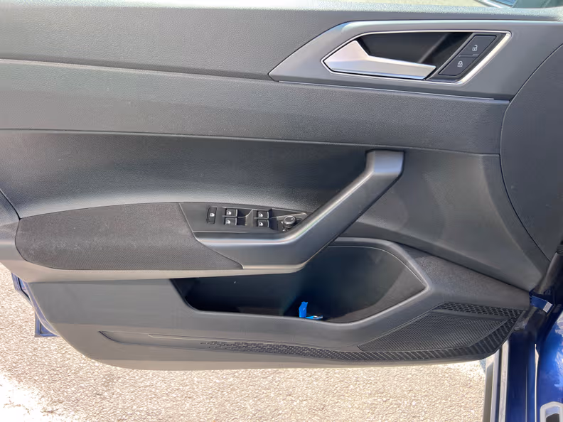 Volkswagen Polo - 27