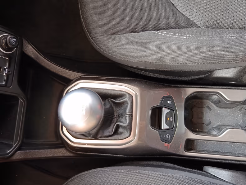 Jeep Renegade - 15