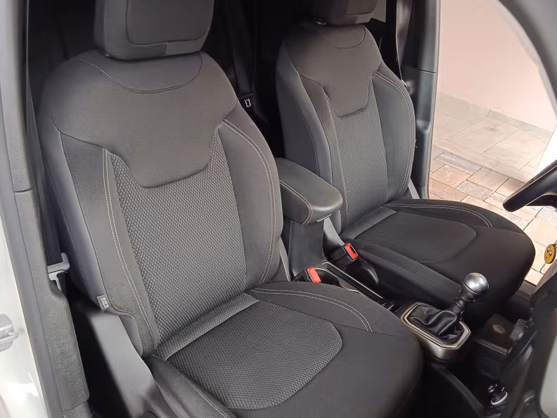 Jeep Renegade - 17