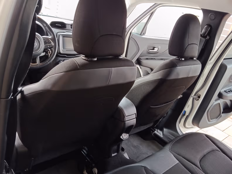 Jeep Renegade - 25