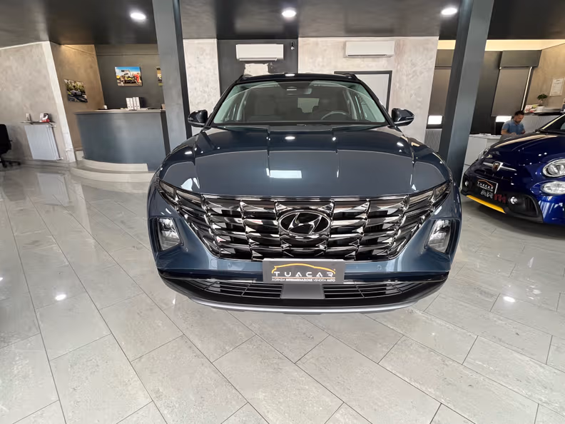 Hyundai Tucson - 2