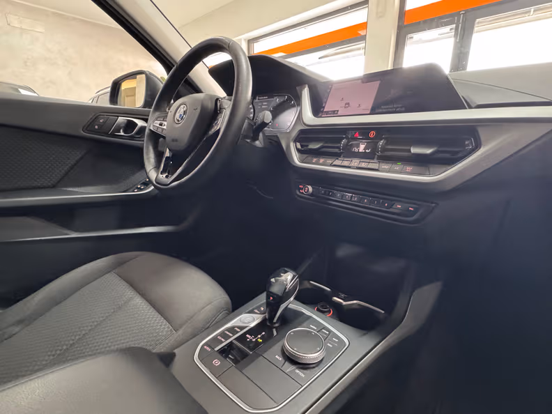 BMW 1 series - 14