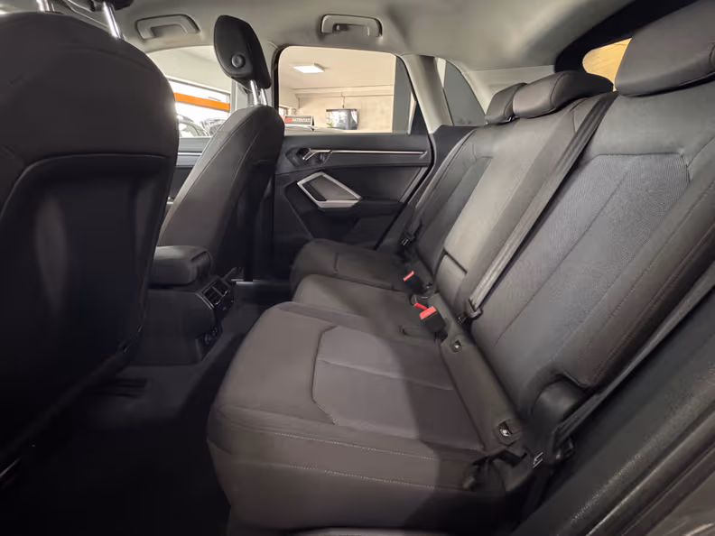 Audi Q3 - 16