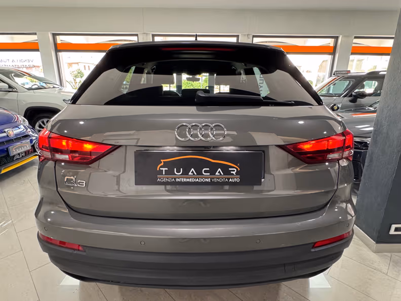 Audi Q3 - 4
