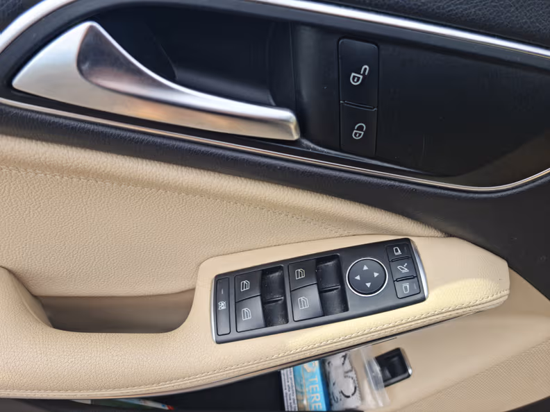 Mercedes-Benz CLA-Class - 22