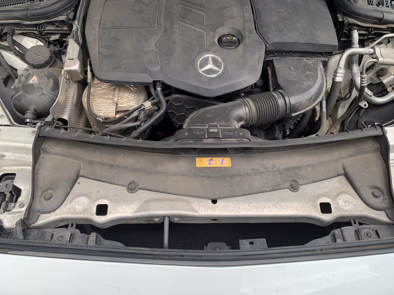 Mercedes-Benz E-Class - 87