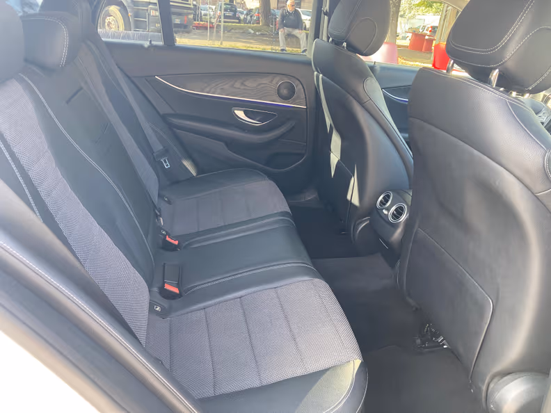 Mercedes-Benz E-Class - 69