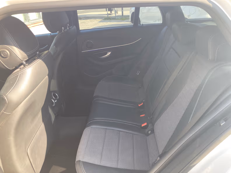 Mercedes-Benz E-Class - 66