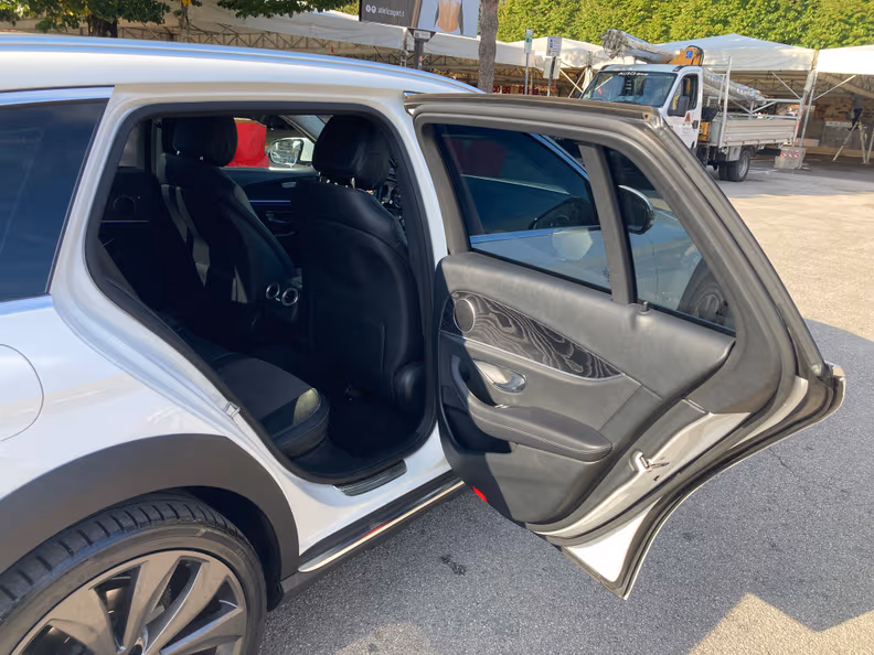 Mercedes-Benz E-Class - 70