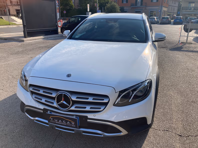 Mercedes-Benz E-Class - 43