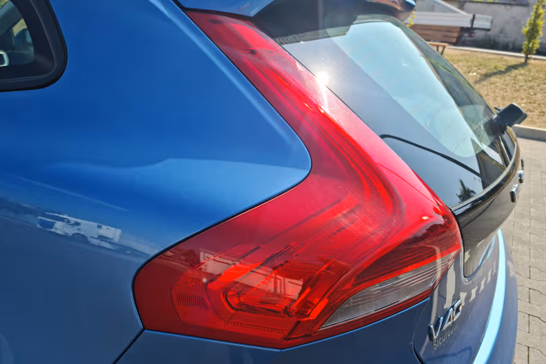 Volvo V40 - 9