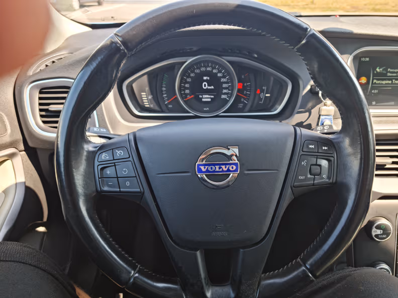 Volvo V40 - 35