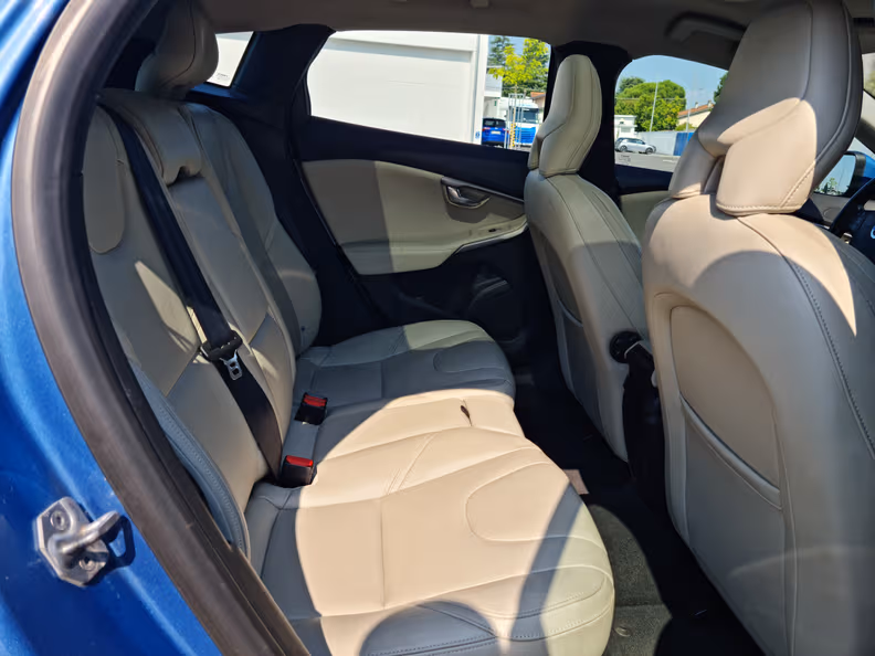 Volvo V40 - 26
