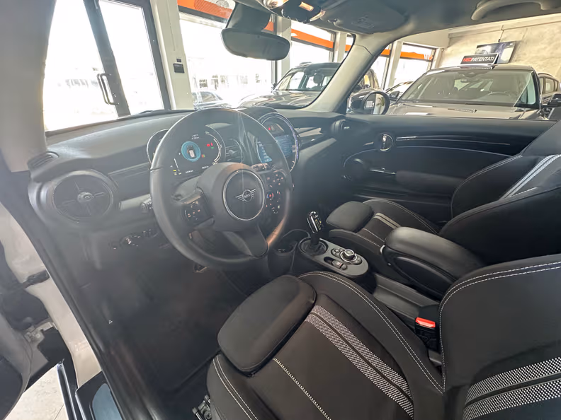 MINI 3-door / 5-door Hatch - 9