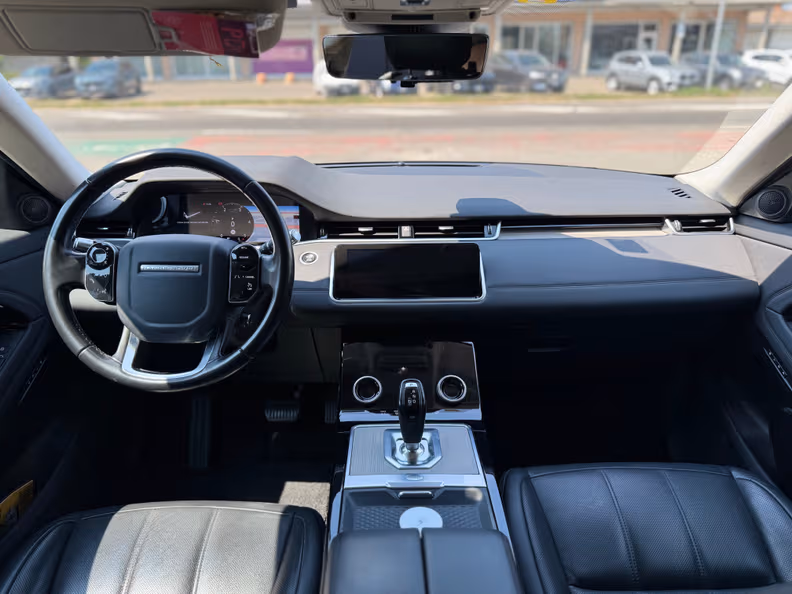 Land Rover Range Rover Evoque - 21