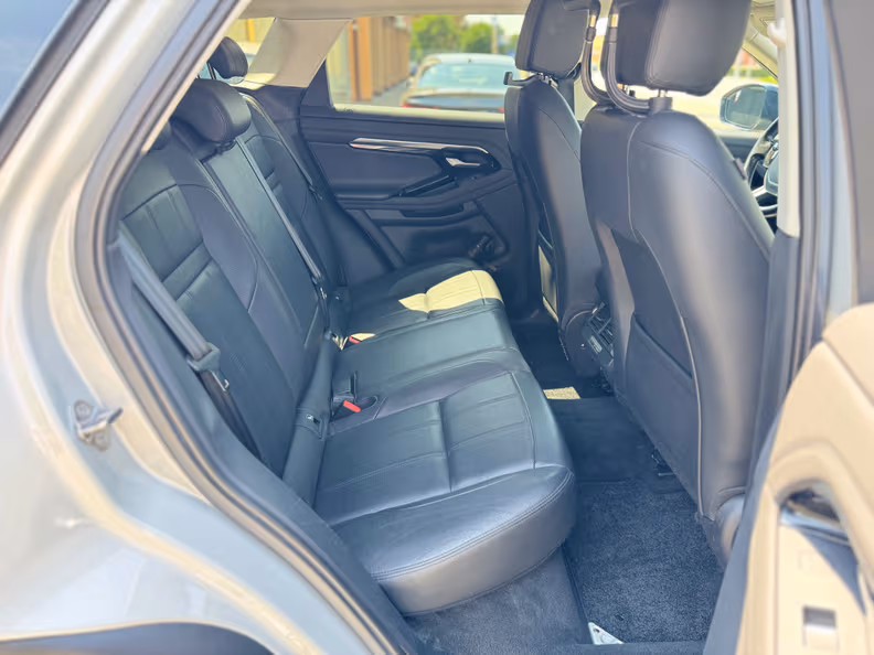 Land Rover Range Rover Evoque - 26