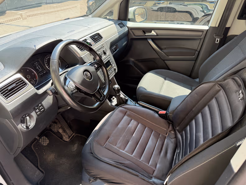 VW Caddy - 8