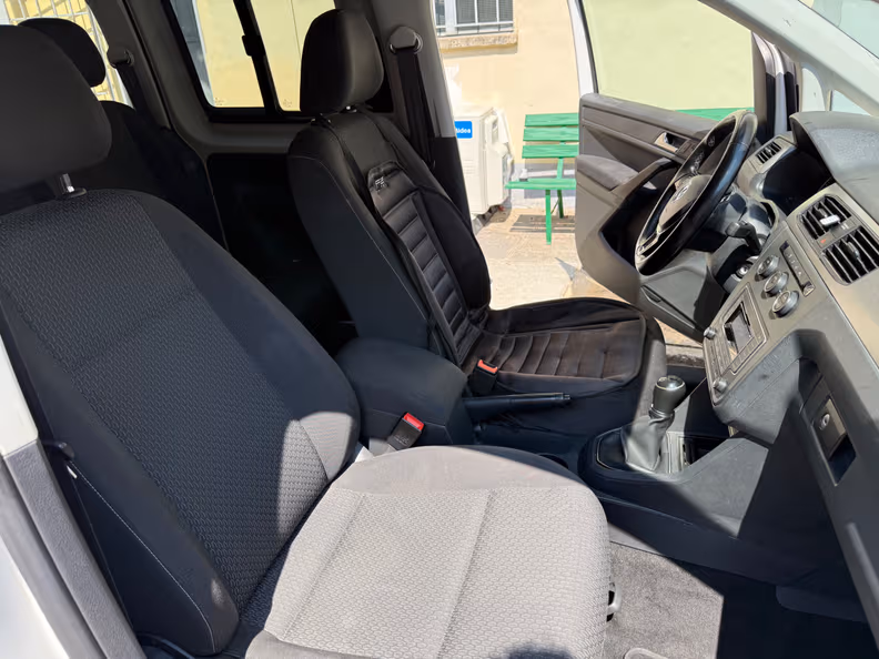 VW Caddy - 28