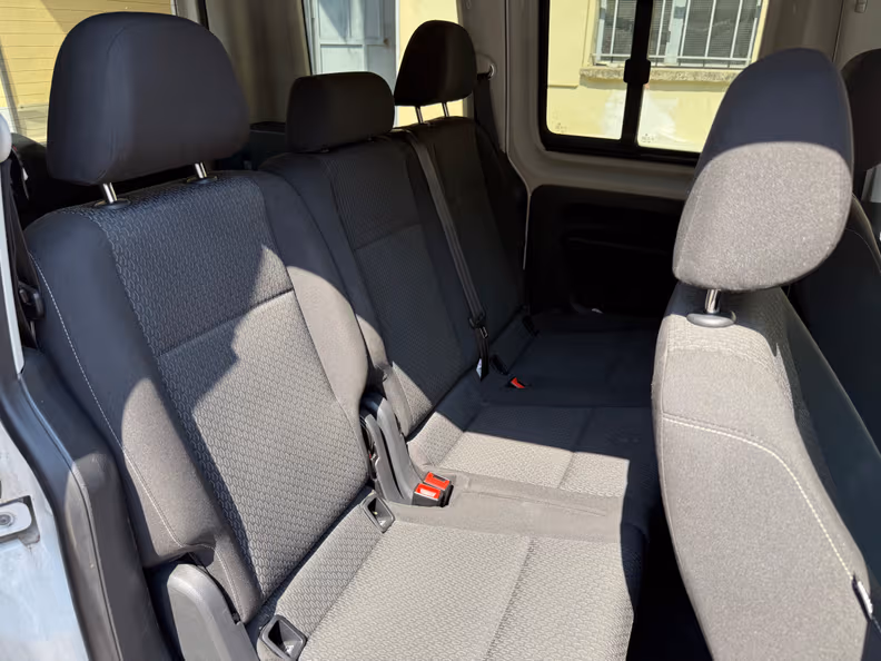VW Caddy - 22