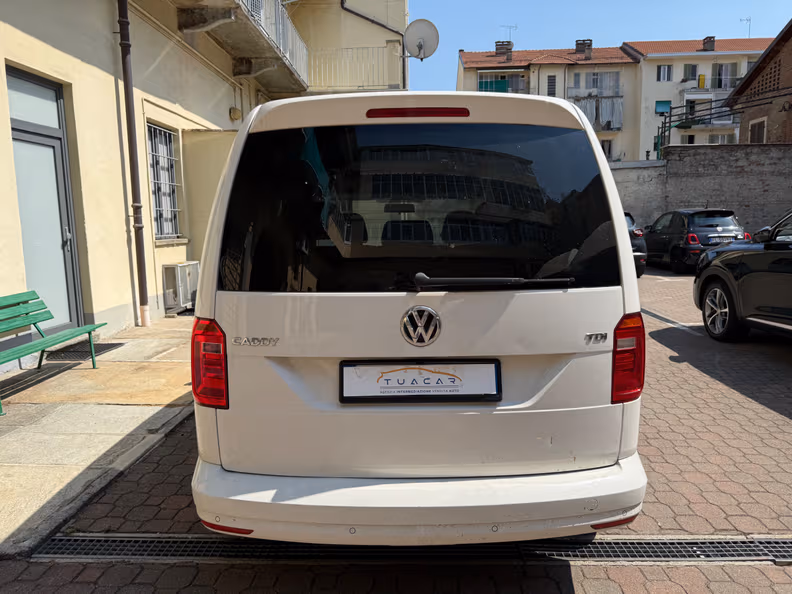 VW Caddy - 5